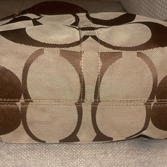 COACH bag Large Tote - Picture 12 of 13